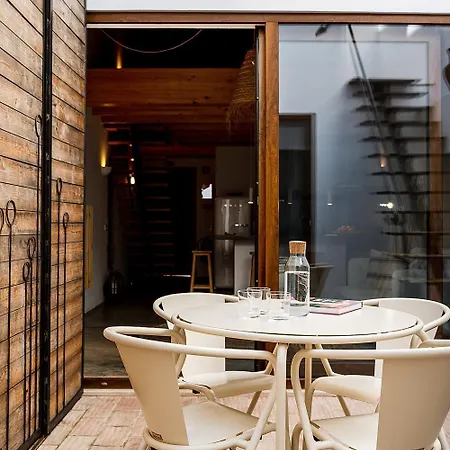 Homes Modern Cozy Townhouse With 2 Bedrooms And Patio In The Old Town *