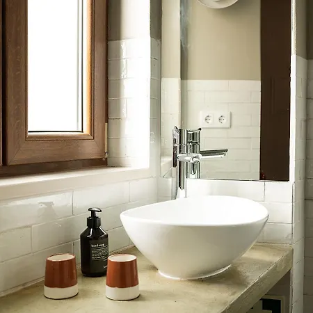 Homes Modern Cozy Townhouse With 2 Bedrooms And Patio In The Old Town