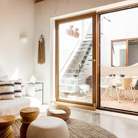 別荘 Homes Modern Cozy Townhouse With 2 Bedrooms And Patio In The Old Town ポルティマン