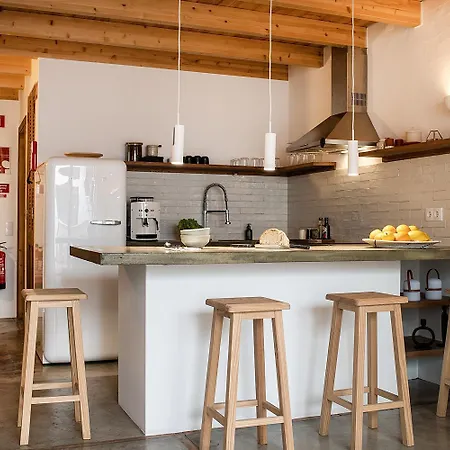 Homes Modern Cozy Townhouse With 2 Bedrooms And Patio In The Old Town