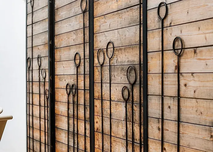 בית נופש Homes Modern Cozy Townhouse With 2 Bedrooms And Patio In The Old Town *