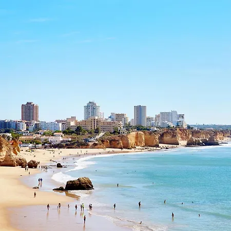 Homes Modern Cozy Townhouse With 2 Bedrooms And Patio In The Old Town Holiday home Portimao