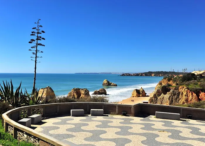 度假居 Homes Modern Cozy Townhouse With 2 Bedrooms And Patio In The Old Town 波尔蒂芒