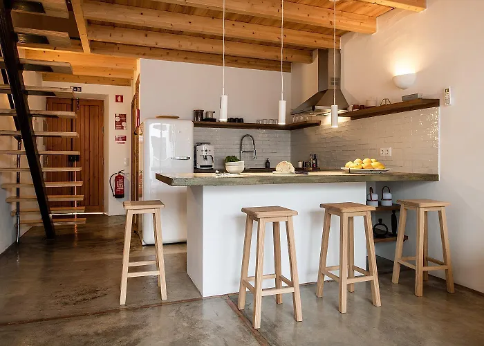 Homes Modern Cozy Townhouse With 2 Bedrooms And Patio In The Old Town 度假居 *