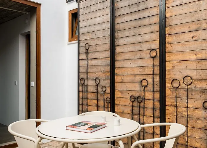 度假居 Homes Modern Cozy Townhouse With 2 Bedrooms And Patio In The Old Town *